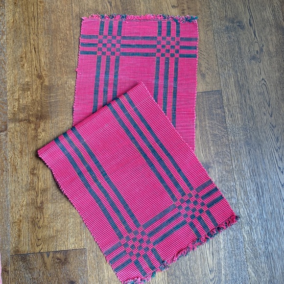 🍏3/$15🍎Holiday Table Runner - Picture 4 of 10